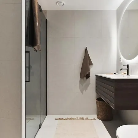 L Nordnes Apartment
